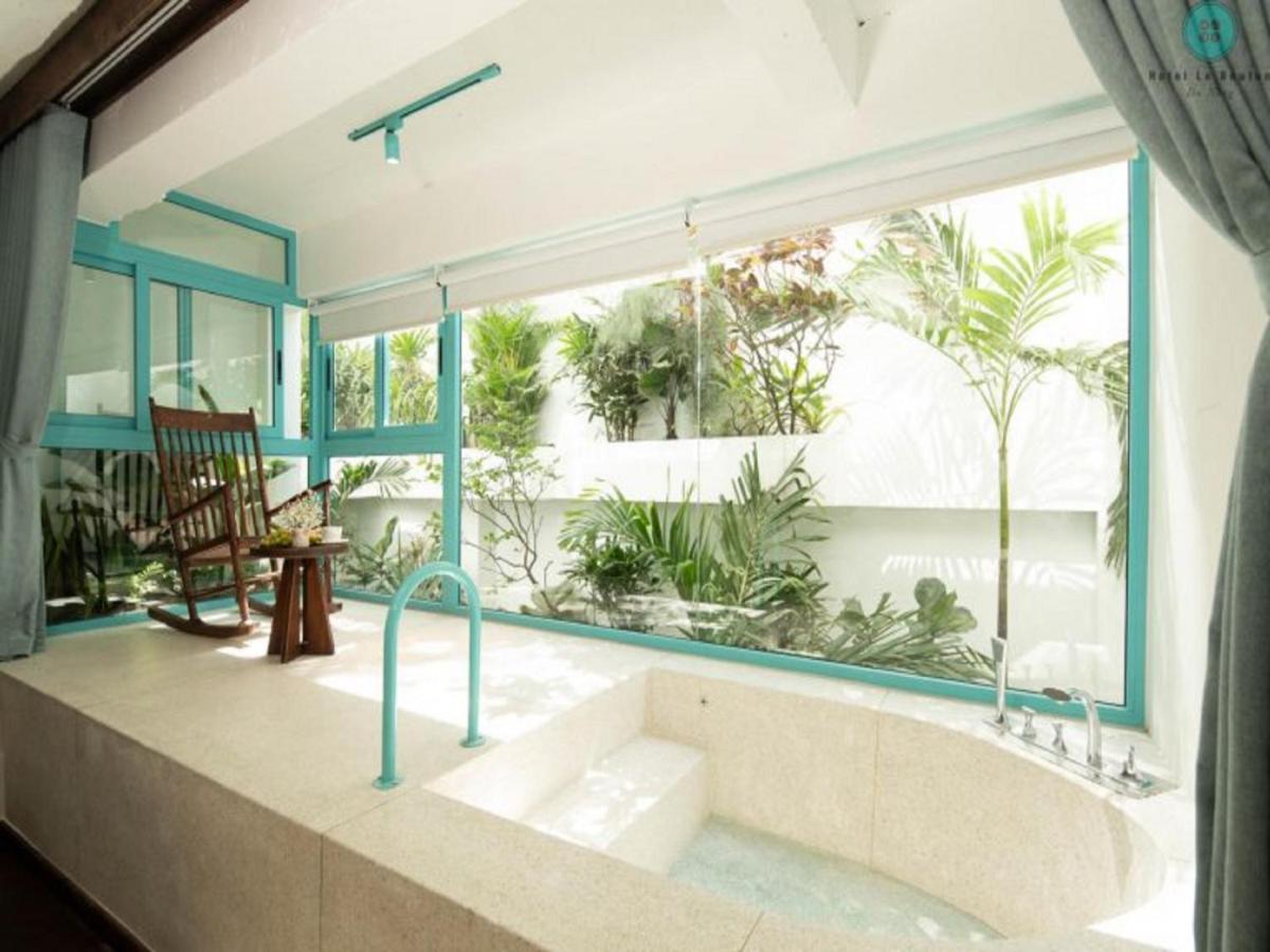 Hotel Le Bouton Дананг Екстериор снимка