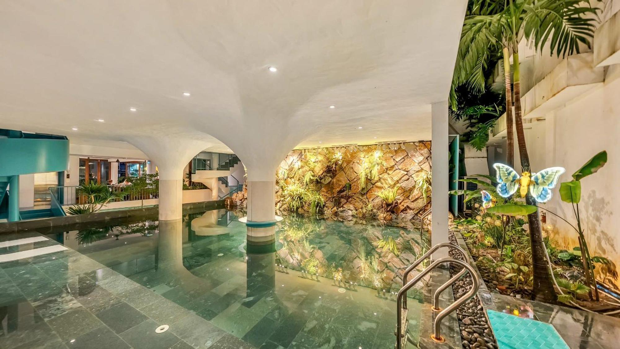 Hotel Le Bouton Дананг Екстериор снимка